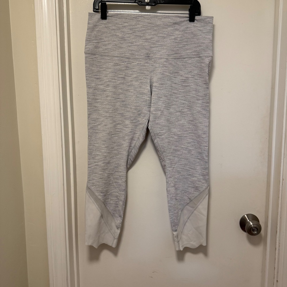 LULU‎ LEMON Heathered Gray Cropped Leggings Activewear Athleisure Sportswear